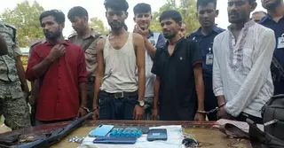 জঙ্গল সলিমপুরের বিশেষ অভিযান: শর্টগান-চাইনিজ পিস্তলসহ গ্রেপ্তার ৪